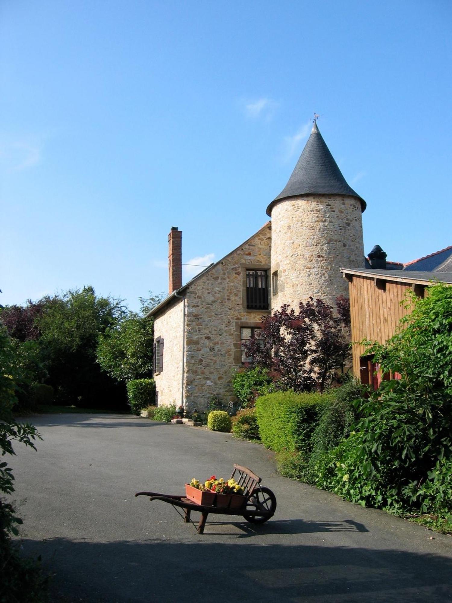 Chambres D'Hotes De La Ferme Auberge De Mesauboin Bille Экстерьер фото