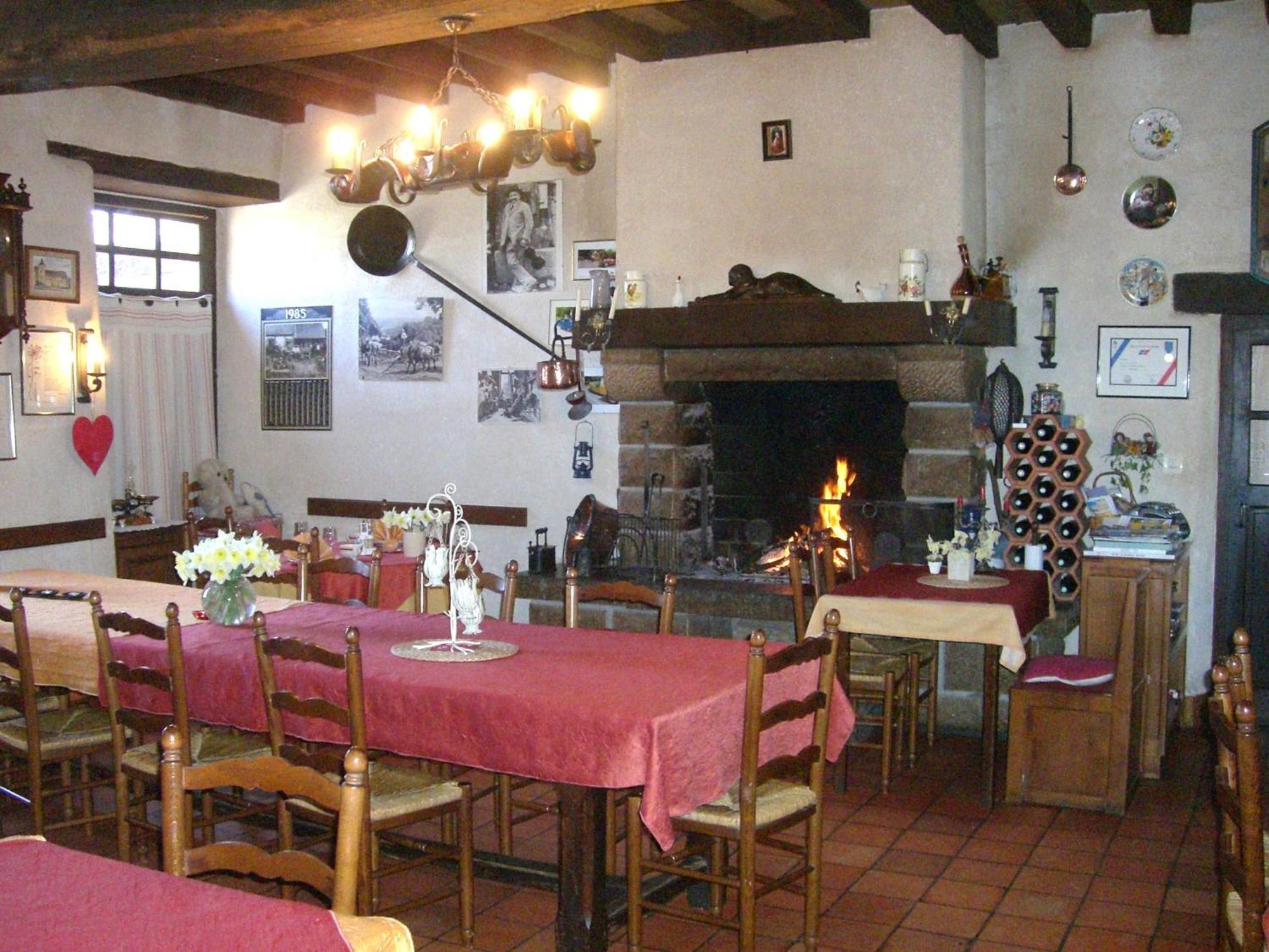 Chambres D'Hotes De La Ferme Auberge De Mesauboin Bille Экстерьер фото